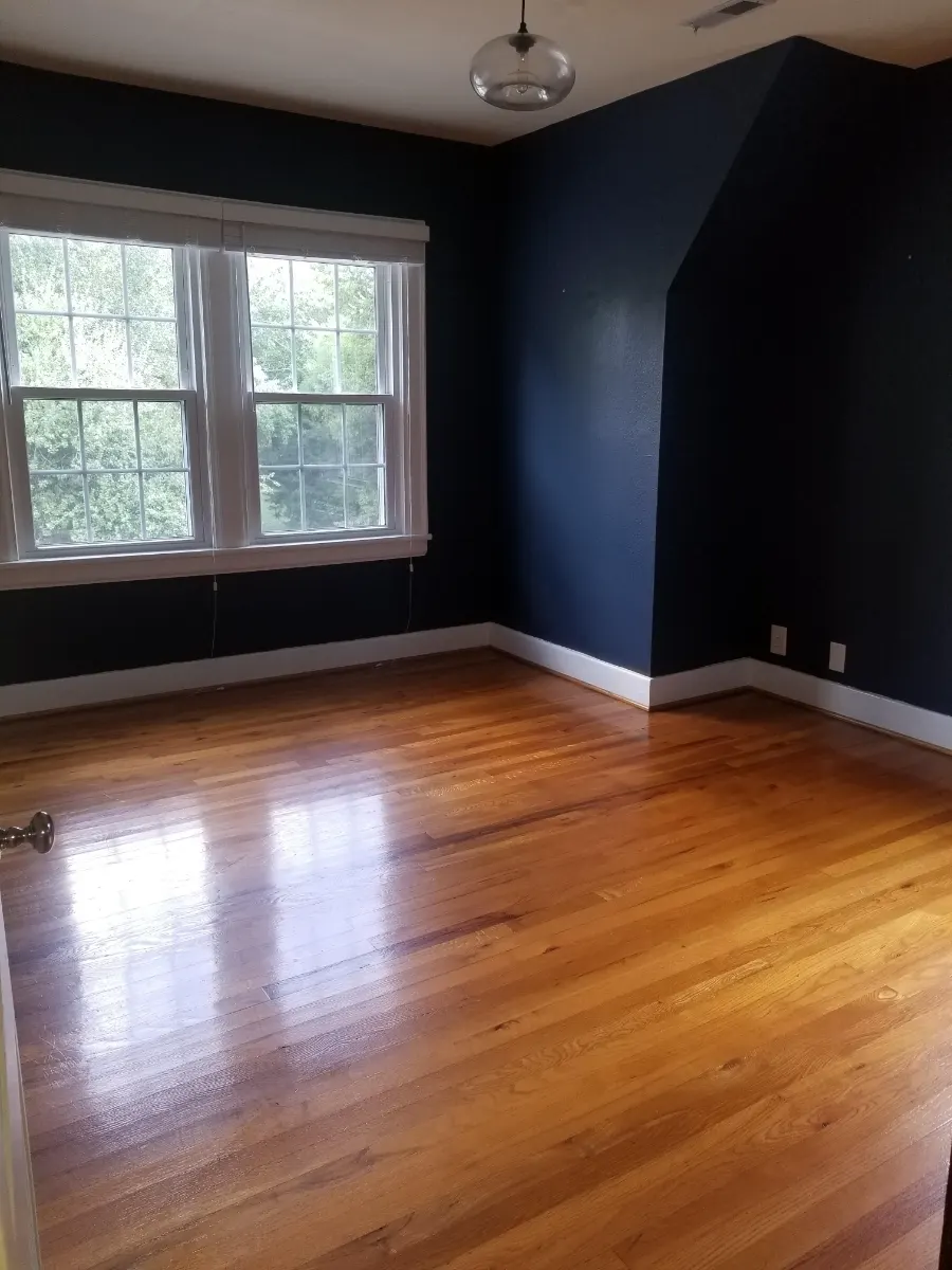 Bedroom floors cleaned and shining, cleaned by Dust Free By DD in Cleveland, TN