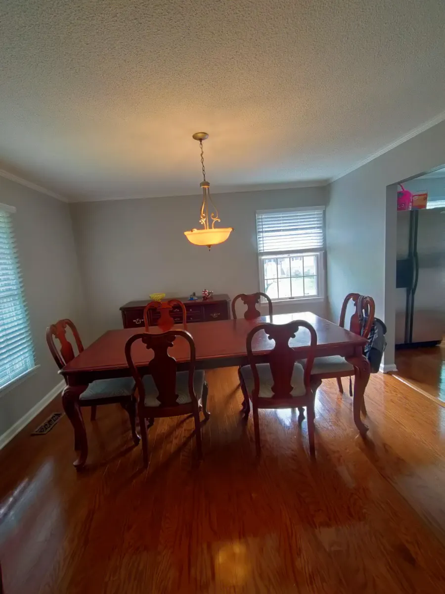 Dining room dusted and floors shined, cleaned by Dust Free By DD in Cleveland, TN